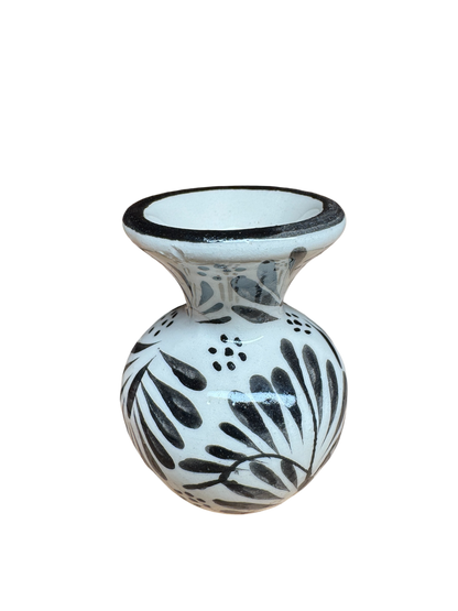 Artisanal Car Vent Mini Florero